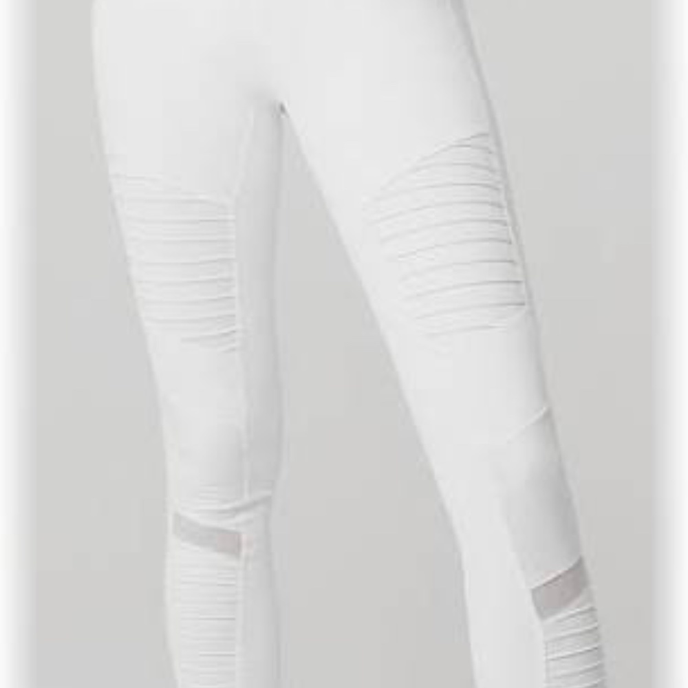 Alo Yoga Moto leggings